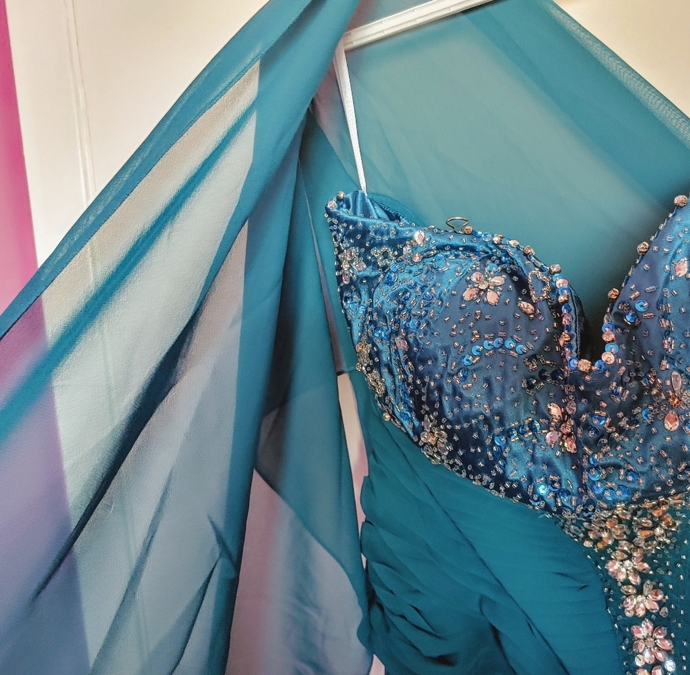 I'm selling a blue strapless dress